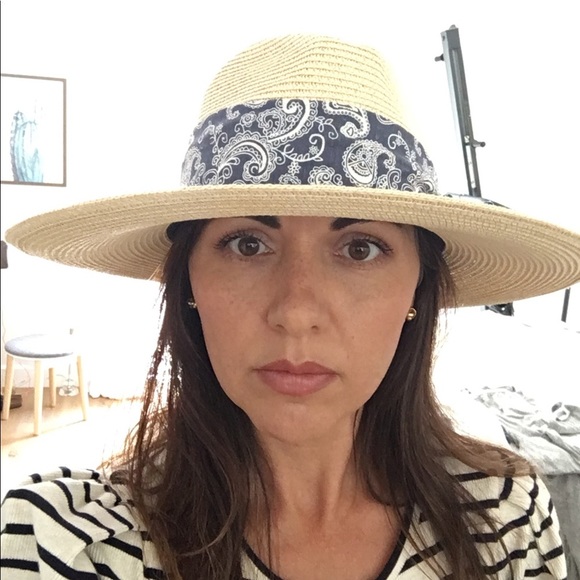 Gorgeous light tan hat with blue detail scarf attached 100% natural material